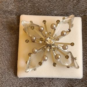 Elegant Silver and Crystal Brooch